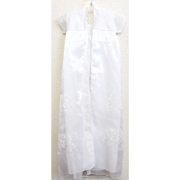 VTG White Embroidered Long Christening Gown Sheer Overlay Soft Lightweight - Picture 3 of 4